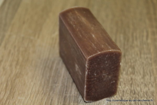 savon au lait de chèvre vanille vue de profil